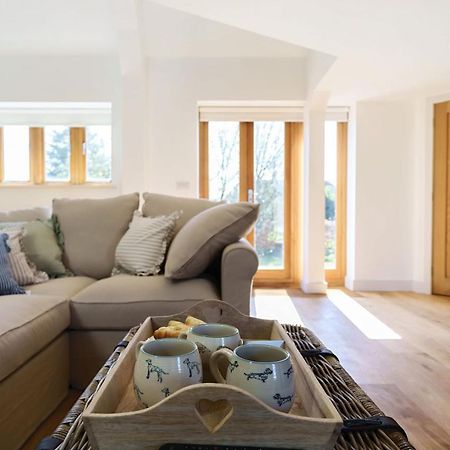 Hollybank Barn Villa Dorchester Bagian luar foto
