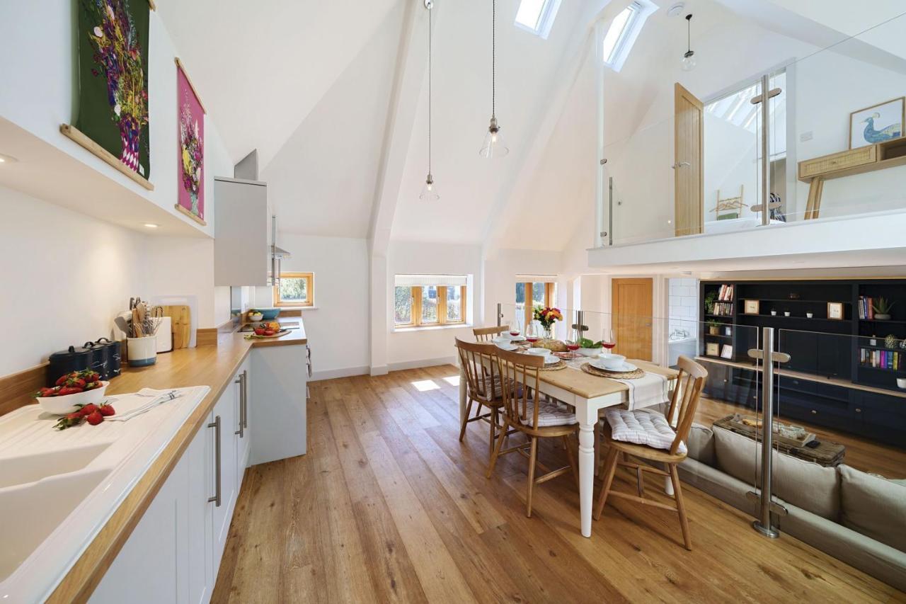 Hollybank Barn Villa Dorchester Bagian luar foto