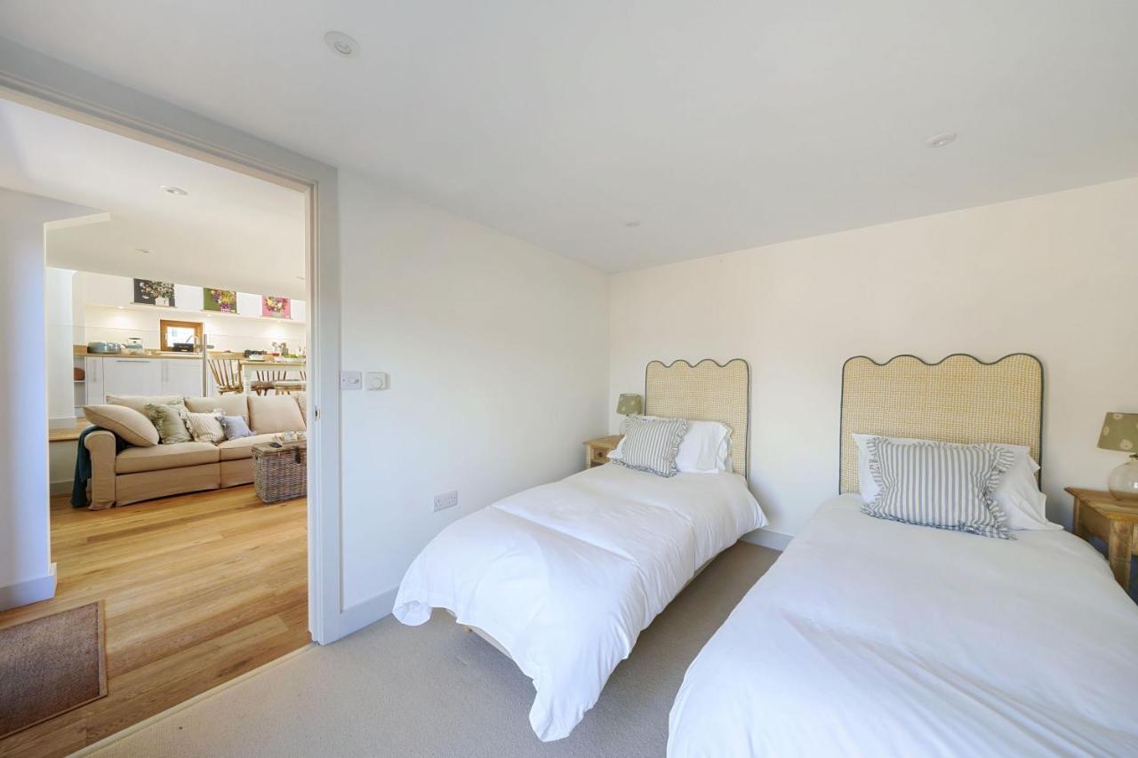 Hollybank Barn Villa Dorchester Bagian luar foto